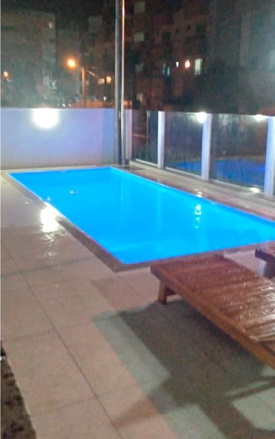 Apartamento Apto Na De Palmas, Climatizado, Com Piscina, Próximo Ao Mar E Com Jardim Privativo Governador Celso Ramos