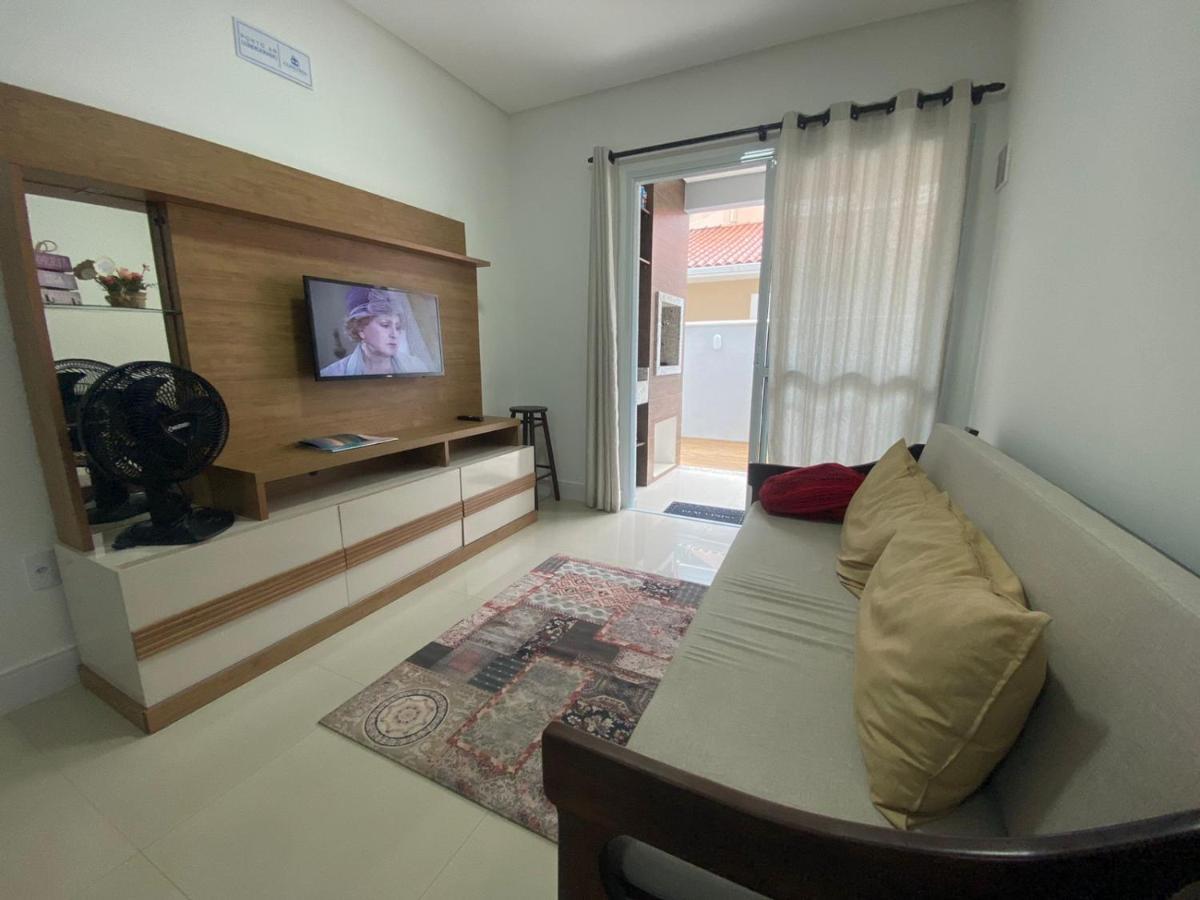 Apto Na De Palmas, Climatizado, Com Piscina, Proximo Ao Mar E Com Jardim Privativo Apartment